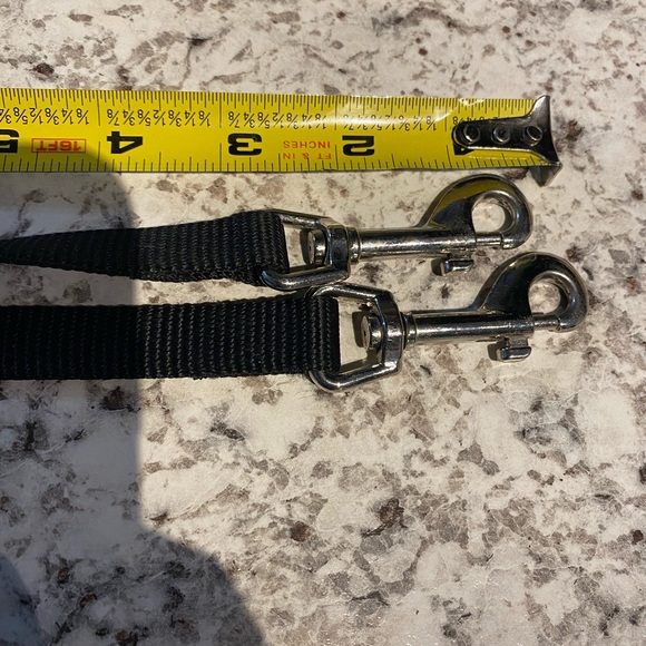 Double Pet Leash for Double the Walking Fun! - Picture 6 of 7